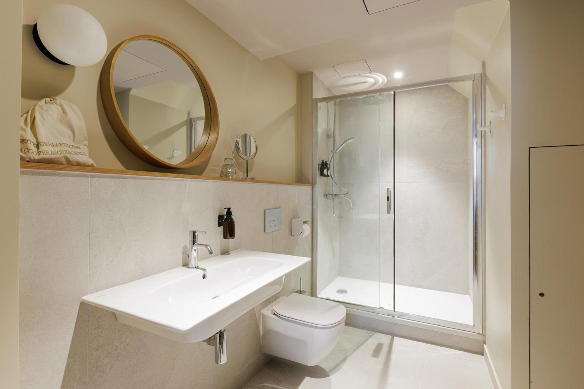 Hotel Cloitre - Entree Autonome, Reception En Ligne - Encore Mieux 奥尔良 外观 照片