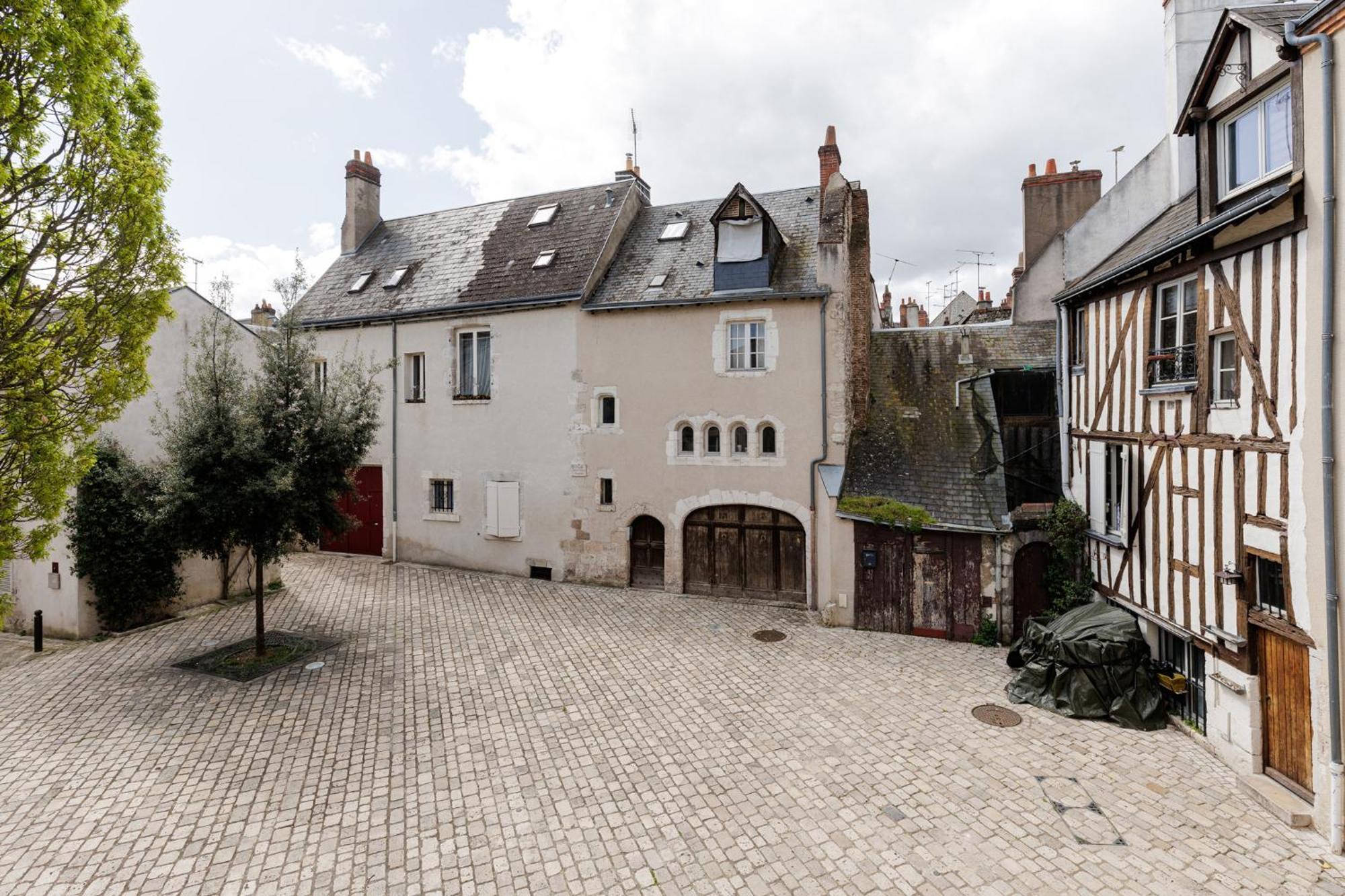 Hotel Cloitre - Entree Autonome, Reception En Ligne - Encore Mieux 奥尔良 外观 照片