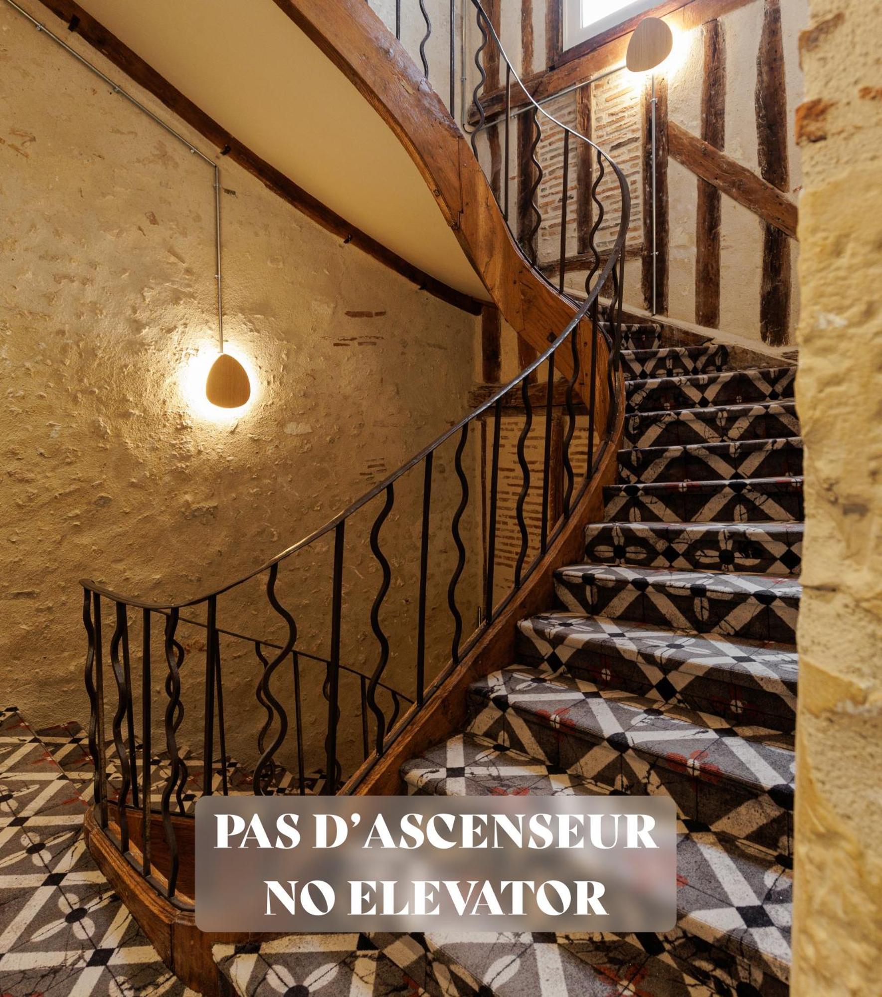 Hotel Cloitre - Entree Autonome, Reception En Ligne - Encore Mieux 奥尔良 外观 照片
